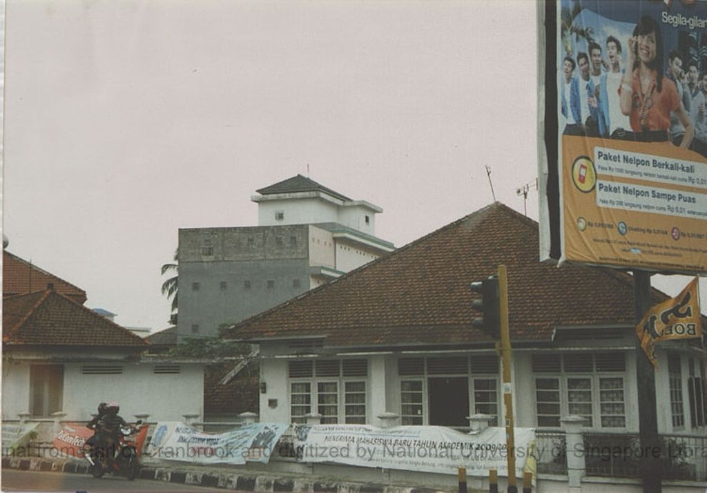 Miniature of Colour photo of swiftlet house/s : photo 3